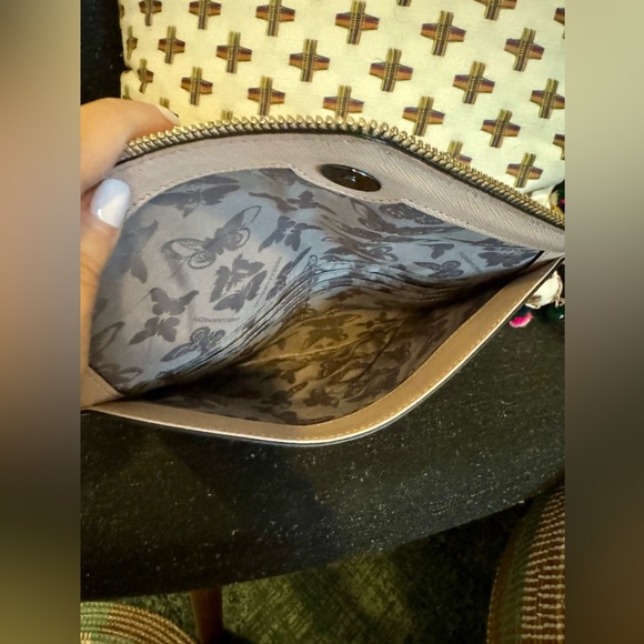 Rebecca Minkoff Nude Envelope Clutch w/ Zipper Trim - Picture 4 of 6